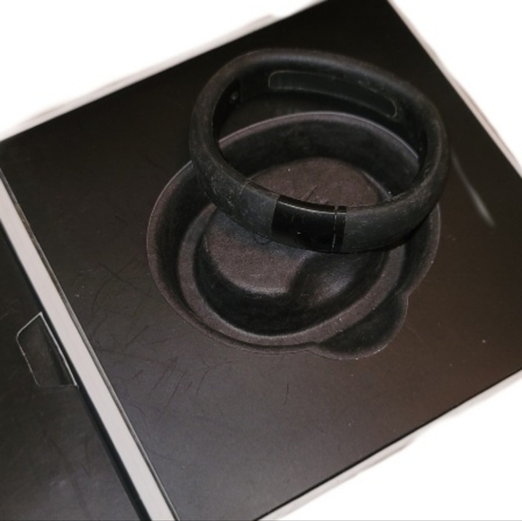 Nike + Plus Fuel Band Steel Activity Tracker Bluetooth iOS Size Small - Picture 4 of 8